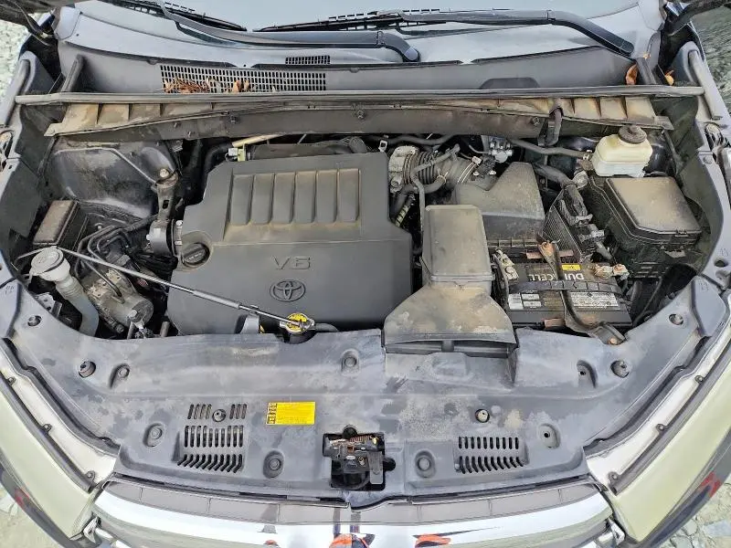 2014 TOYOTA HIGHLANDER LIMITED  