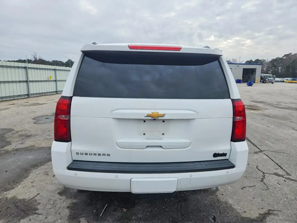 2017 CHEVROLET SUBURBAN C1500 LT  
