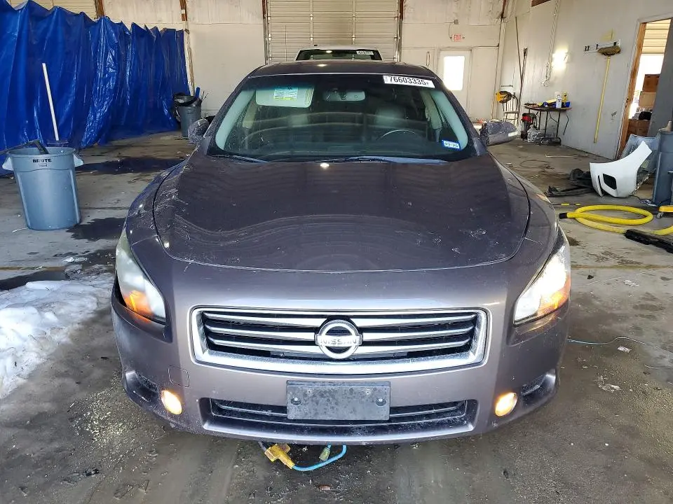 2013 NISSAN MAXIMA S  