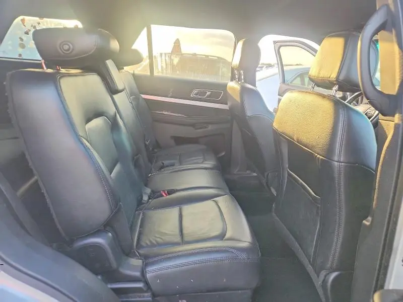 2017 FORD EXPLORER XLT  