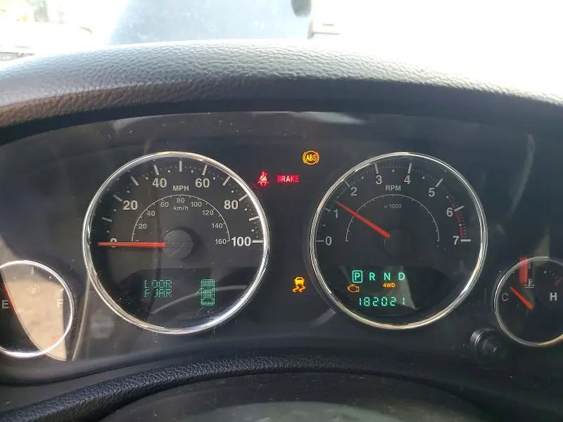 2011 JEEP WRANGLER SAHARA  