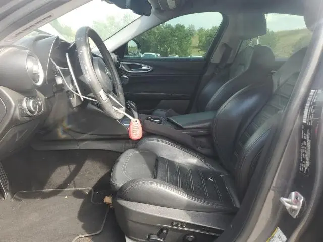 2017 ALFA ROMEO GIULIA TI  