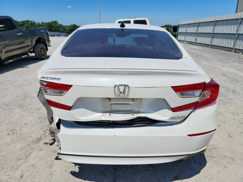 2018 HONDA ACCORD SPORT  