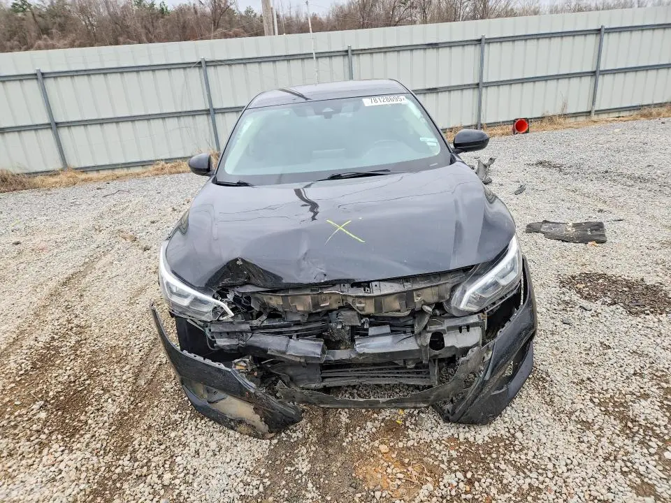 2022 NISSAN SENTRA SV  