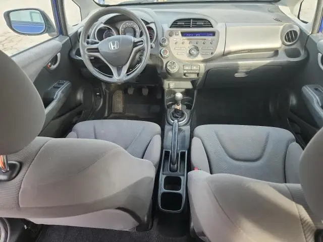 2010 HONDA FIT   