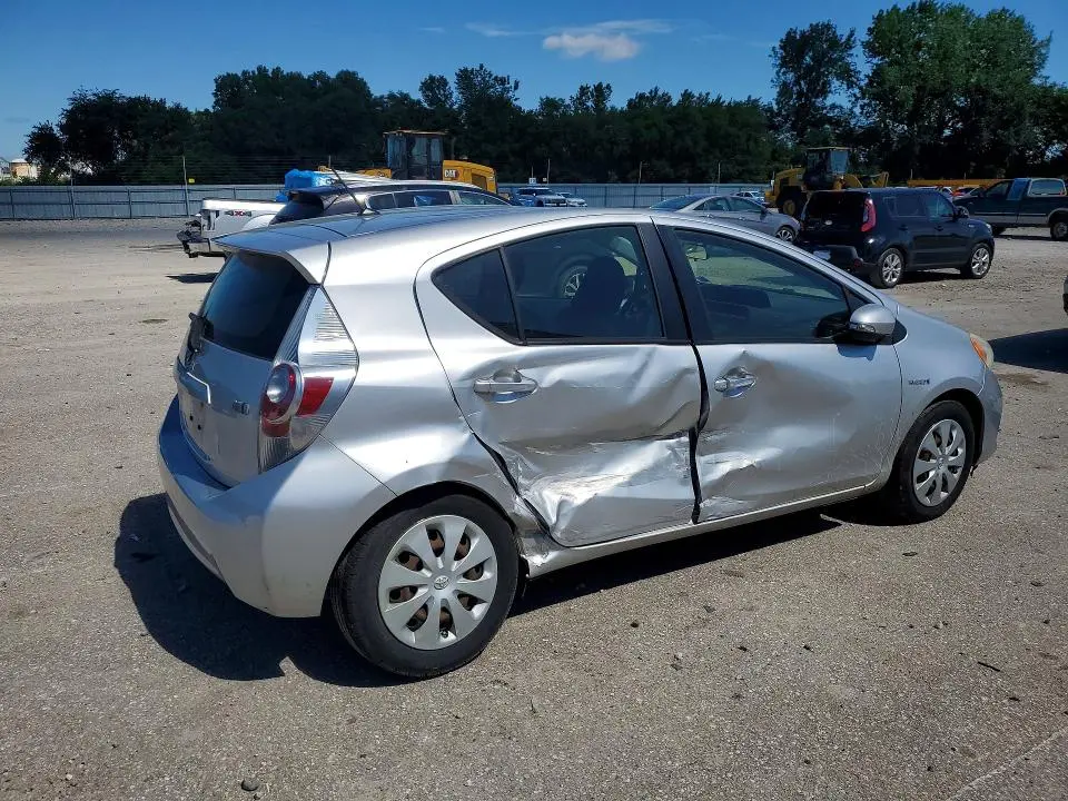 2013 TOYOTA PRIUS C TWO  