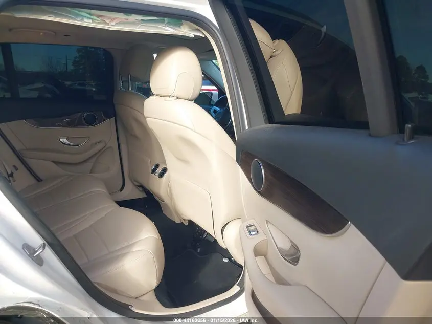 2021 MERCEDES-BENZ GLC 300 SUV