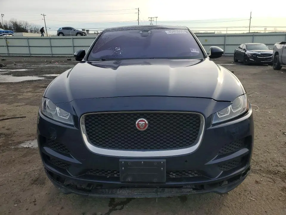 2017 JAGUAR F-PACE PRESTIGE  