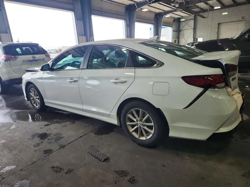 2019 HYUNDAI SONATA SE  