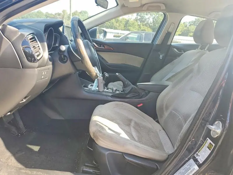 2015 MAZDA 3 TOURING  