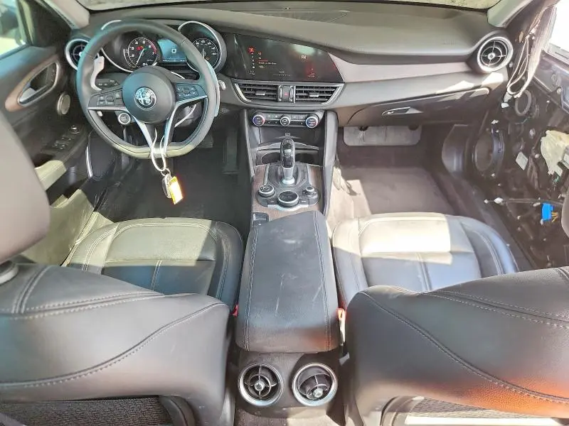2018 ALFA ROMEO GIULIA TI Q4  