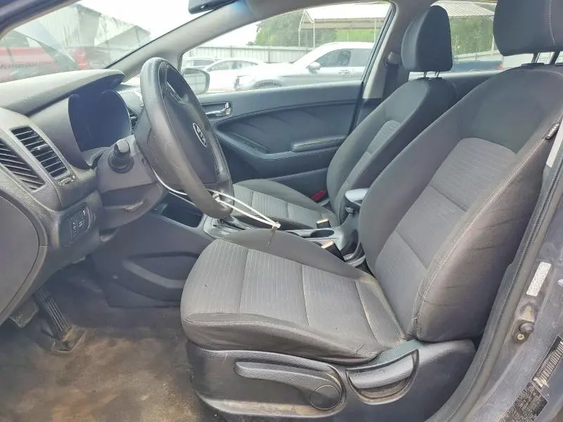 2015 KIA FORTE LX  