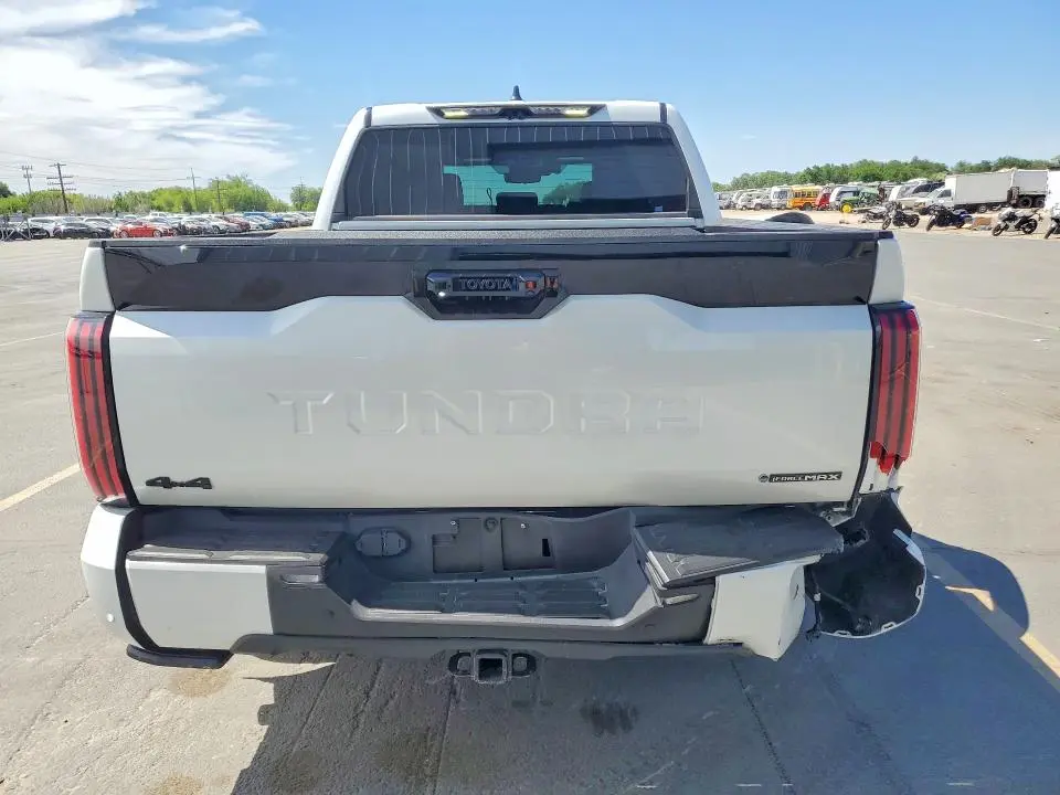 2025 TOYOTA TUNDRA PLATINUM HV  