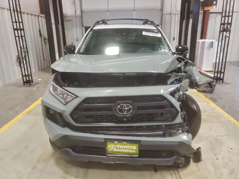 2020 TOYOTA RAV4 ADVENTURE  