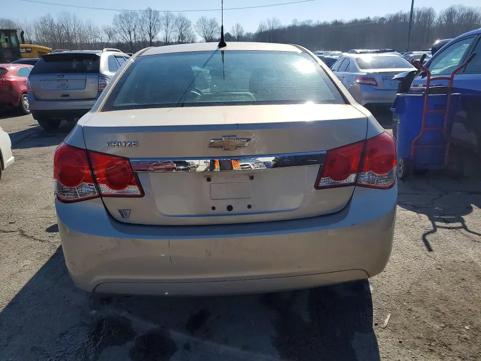 2012 CHEVROLET CRUZE LS  