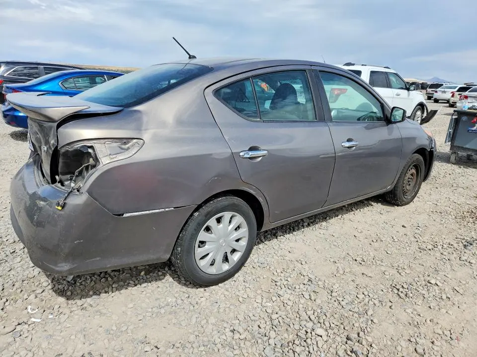 2017 NISSAN VERSA 1.6 SV  