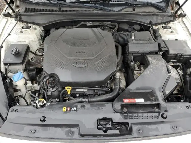 2019 KIA CADENZA LUXURY  