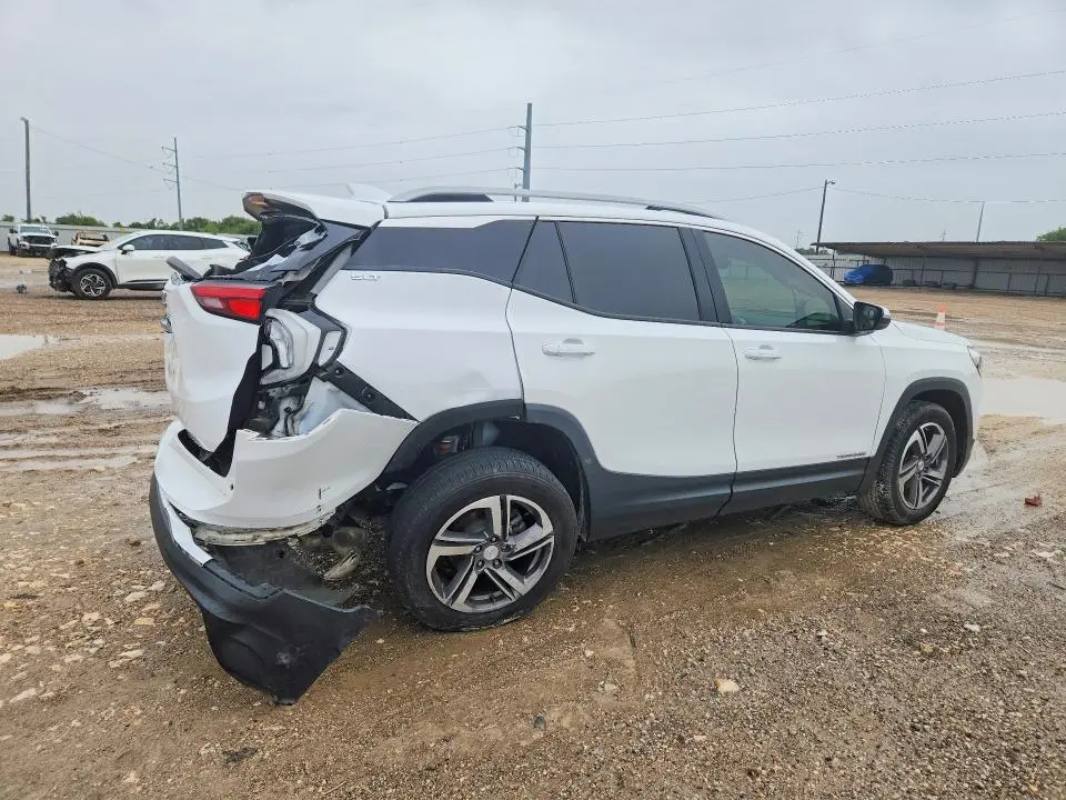2020 GMC TERRAIN SLT  