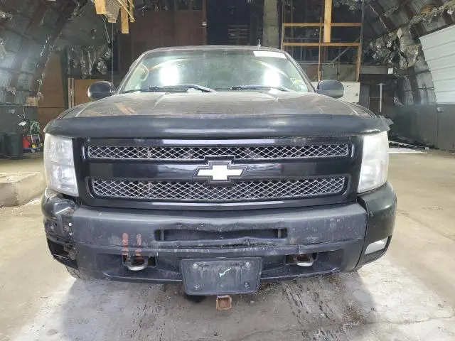 2011 CHEVROLET SILVERADO K1500 LT  
