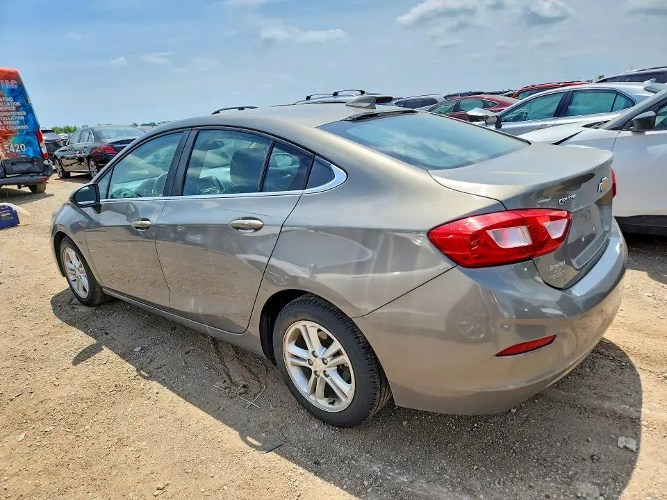 2017 CHEVROLET CRUZE LT  