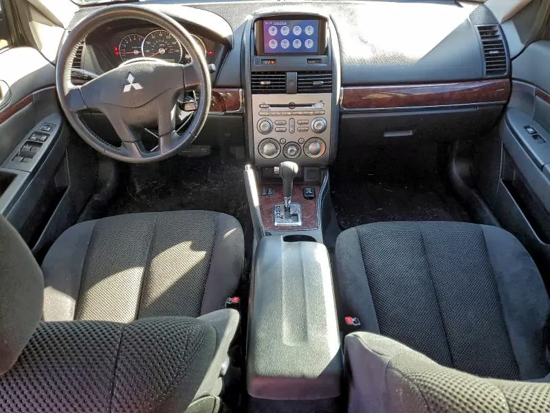 2011 MITSUBISHI GALANT ES  