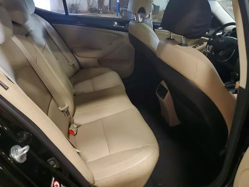 2016 KIA CADENZA LUXURY  