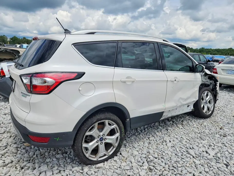 2018 FORD ESCAPE TITANIUM  