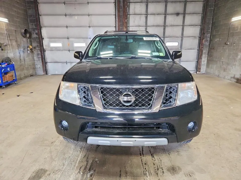 2010 NISSAN PATHFINDER S  