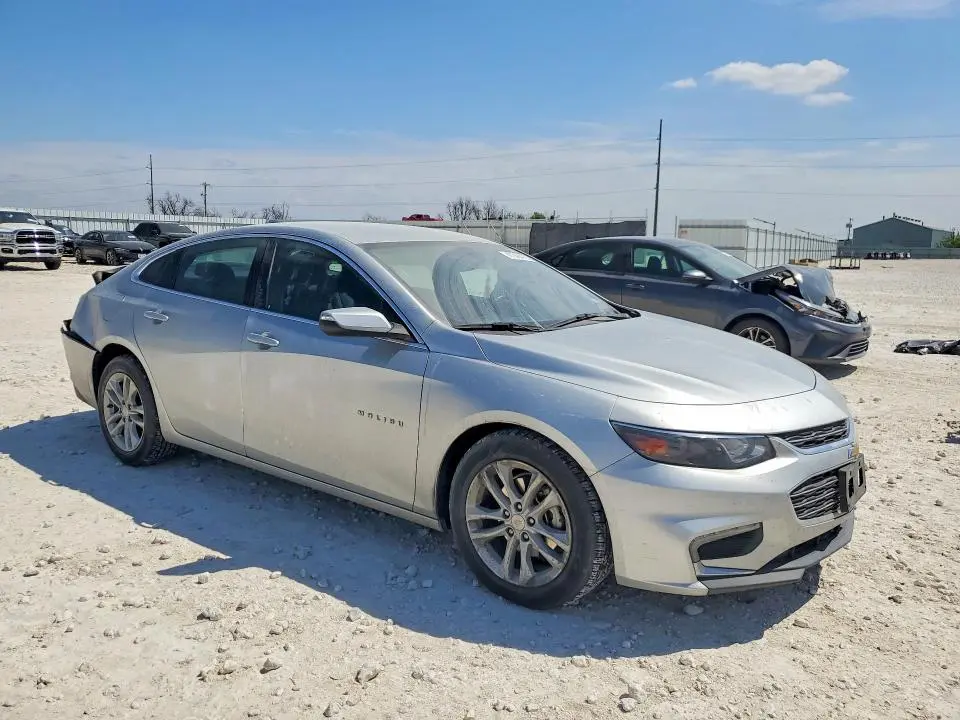 2017 CHEVROLET MALIBU LT  