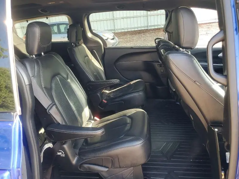 2019 CHRYSLER PACIFICA TOURING L PLUS  
