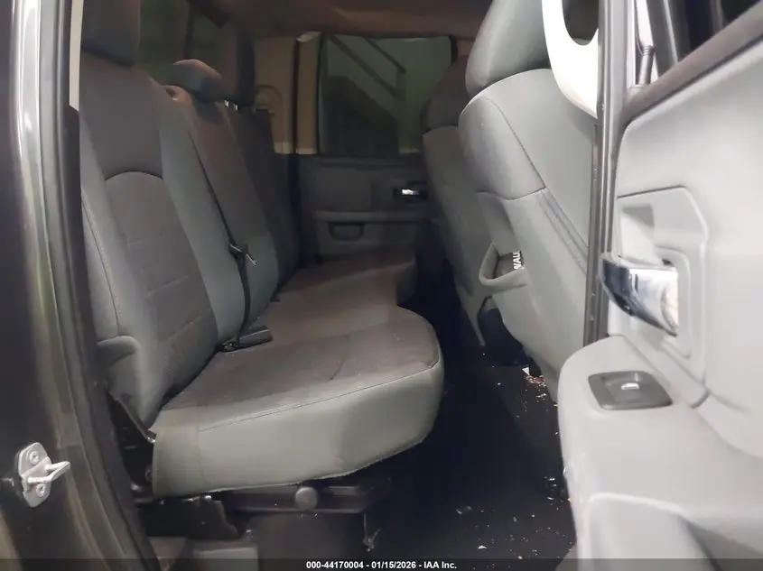 2016 RAM 1500 BIG HORN