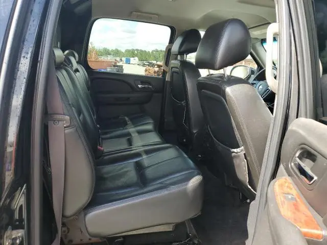 2011 CHEVROLET AVALANCHE LT  