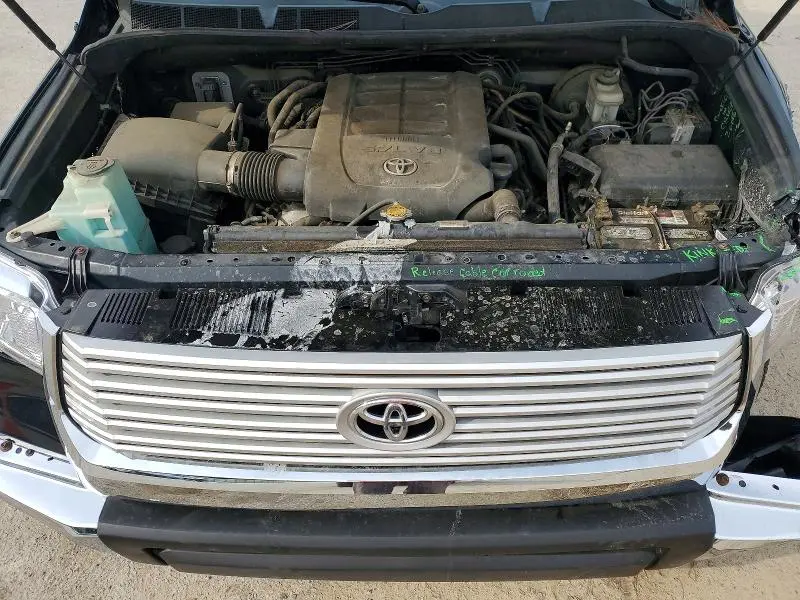 2016 TOYOTA TUNDRA CREWMAX LIMITED  