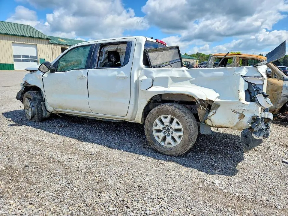 2023 NISSAN FRONTIER SV  