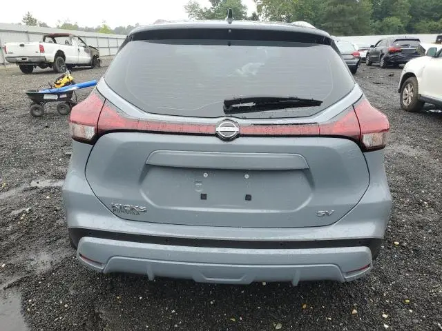 2024 NISSAN KICKS SV  