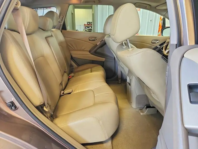 2010 NISSAN MURANO S  