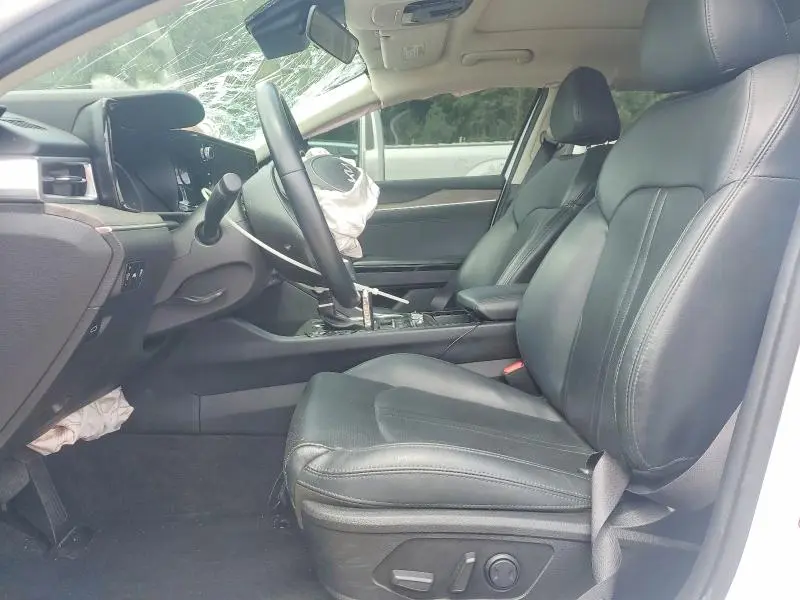 2022 KIA K5 EX  
