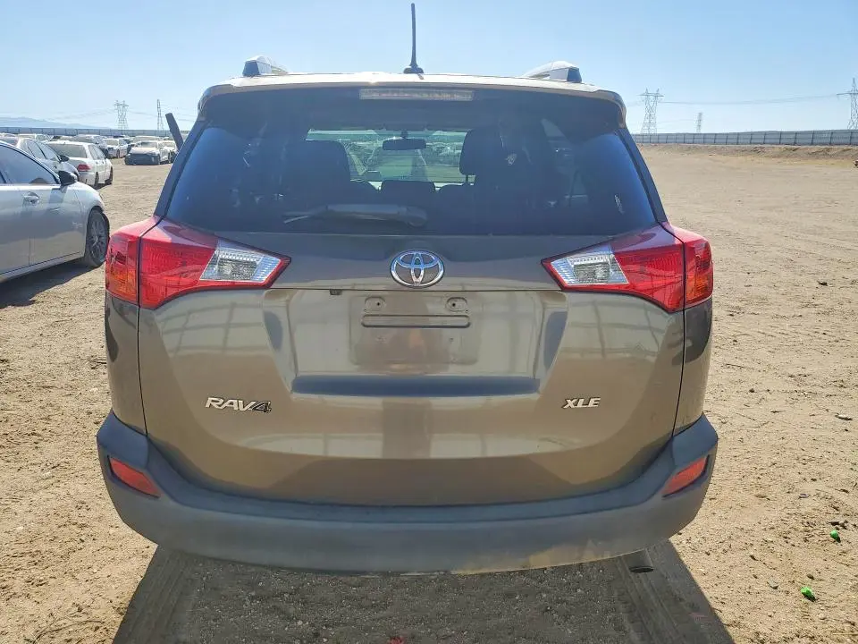 2014 TOYOTA RAV4 XLE  