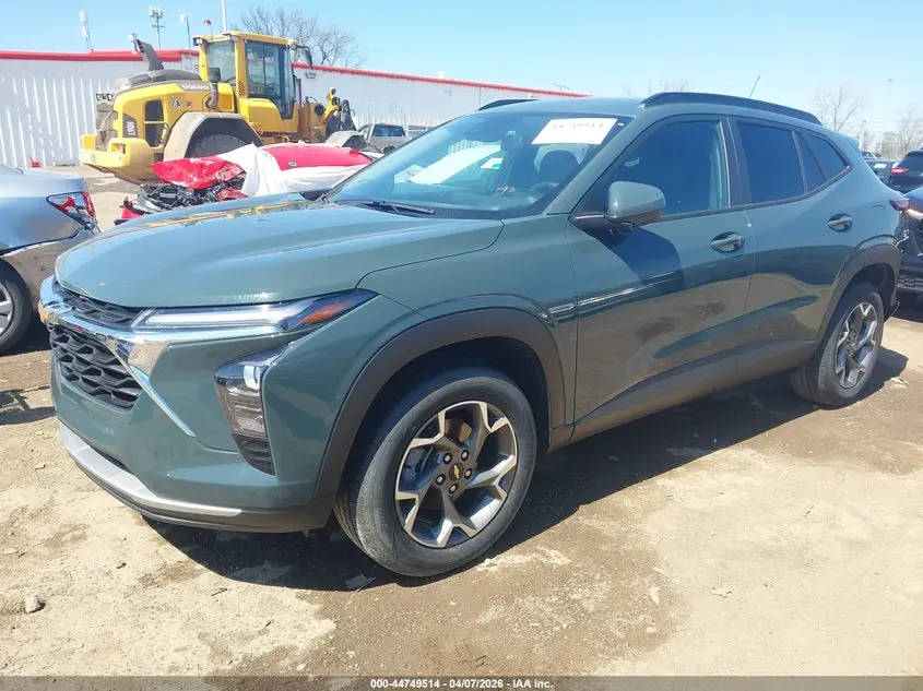 2025 CHEVROLET TRAX FWD LT