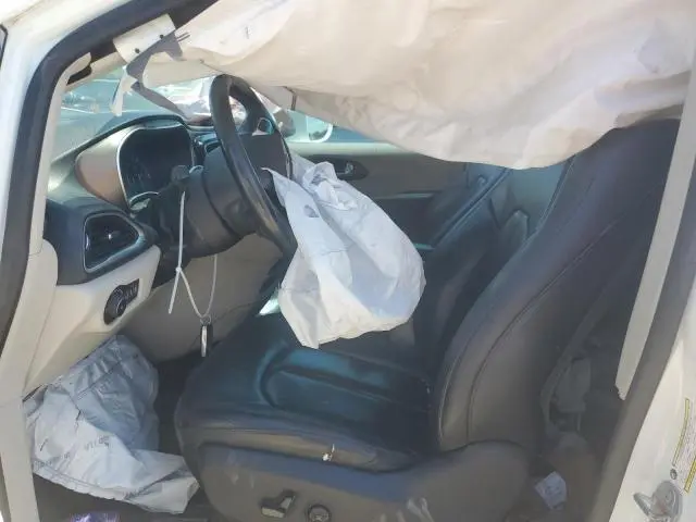 2017 CHRYSLER PACIFICA TOURING L PLUS  
