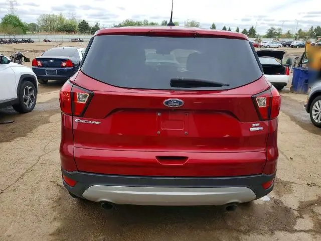 2019 FORD ESCAPE SE  