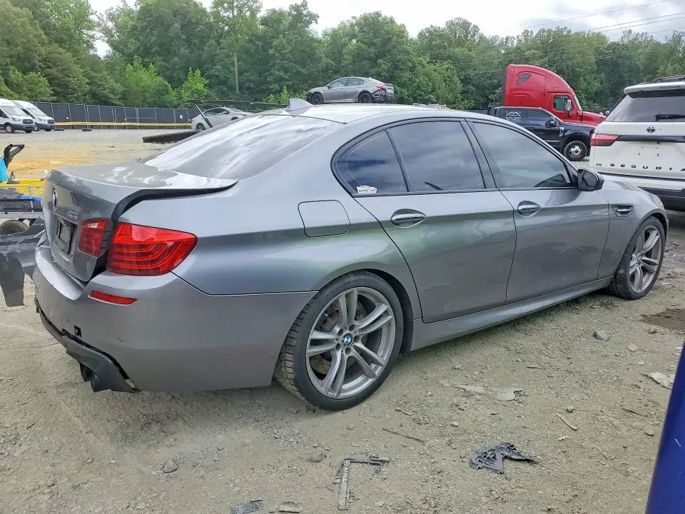 2014 BMW M5   