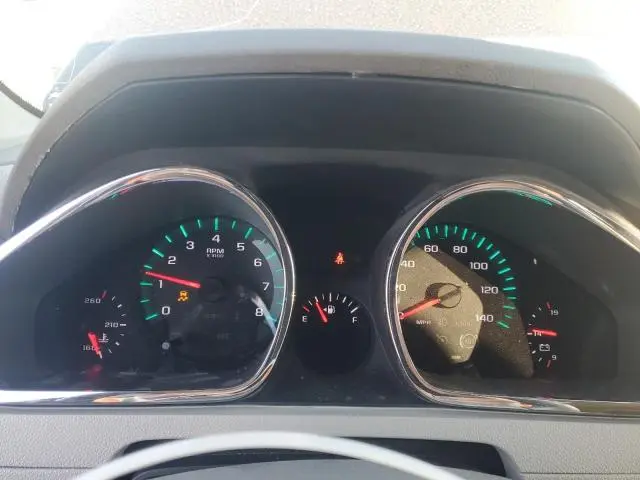 2011 CHEVROLET TRAVERSE LT  