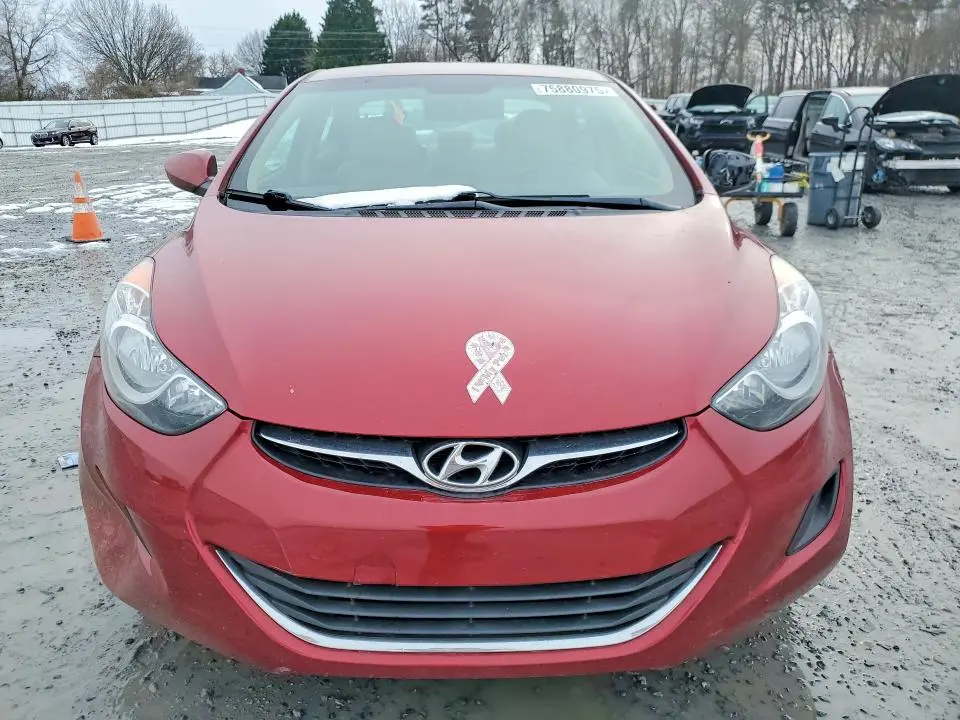 2013 HYUNDAI ELANTRA GLS  