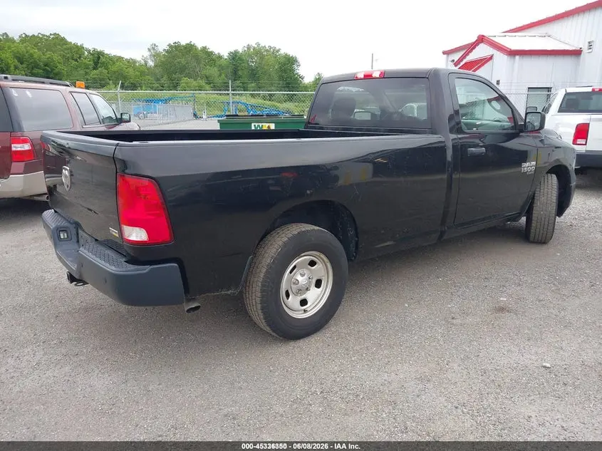 2019 RAM 1500 CLASSIC TRADESMAN  4X2 8' BOX