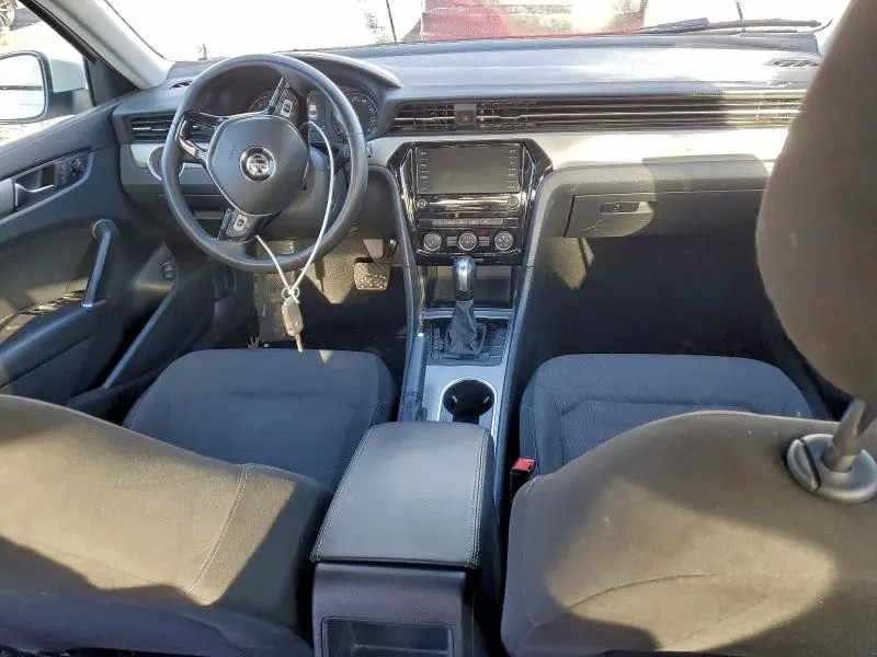 2021 VOLKSWAGEN PASSAT S  