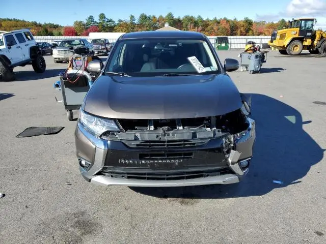 2017 MITSUBISHI OUTLANDER SE  