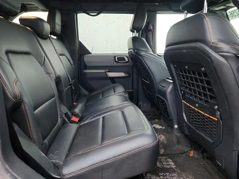 2023 FORD BRONCO BASE  