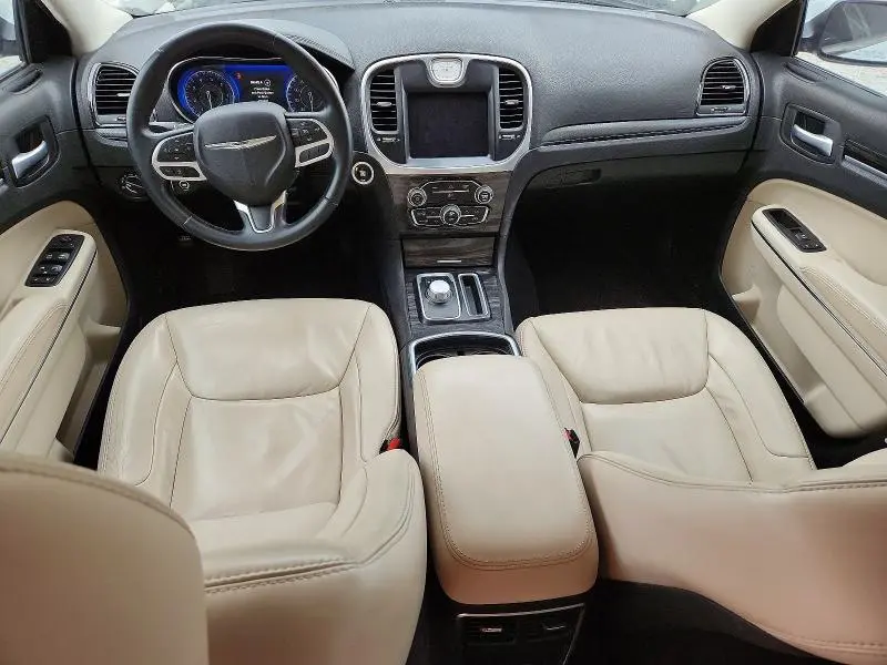 2017 CHRYSLER 300 LIMITED  
