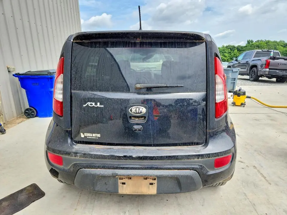2013 KIA SOUL +  